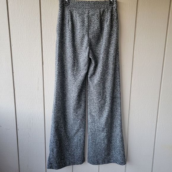 Express Black and White Herringbone Pants - Picture 5 of 12